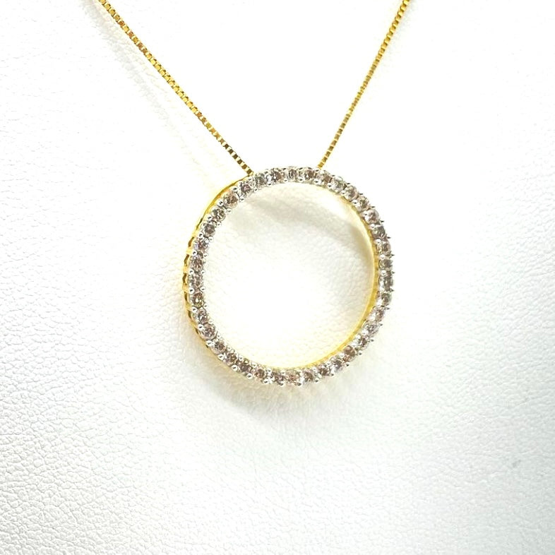 Circle Diamond Pendant Necklace